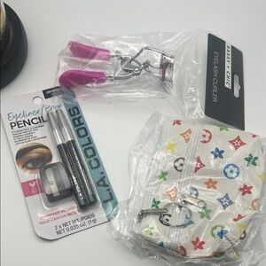 4/$20 🔥L.A. Colors Accessory Set with Pink Curler and Colorful Pouch